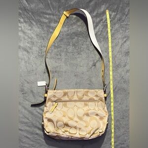 Coach Handbag M1059-F15067 CREAM